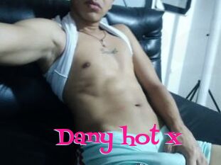 Dany_hot_x