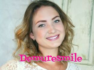 Demuresmile