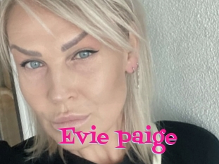 Evie_paige