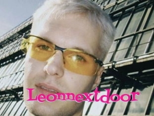 Leonnextdoor