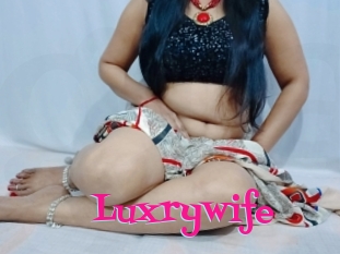 Luxrywife