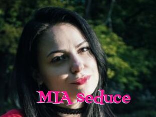 MIA_seduce