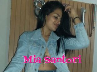 Mia_Santori