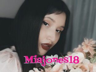 Miajones18