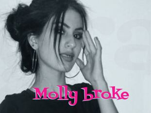 Molly_broke