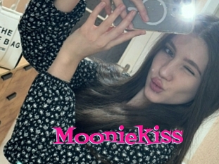 Mooniekiss