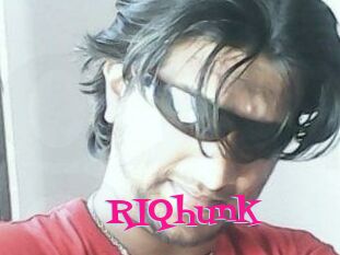 RIQhunk