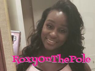 RoxyOnThePole