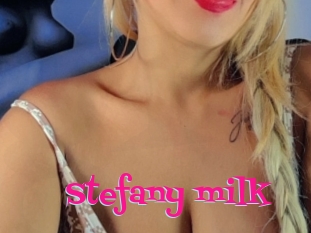 Stefany_milk