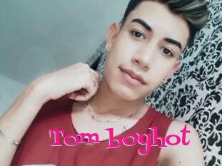 Tom_boyhot