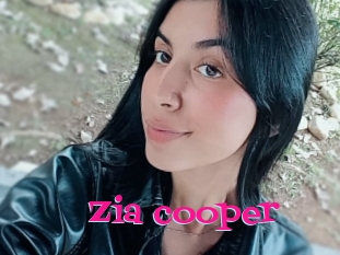 Zia_cooper